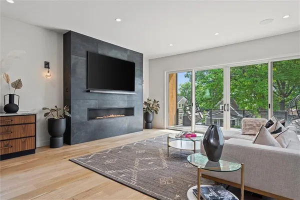 $1,475,000 | 4540 Mercier Street, Kansas City, MO 64111