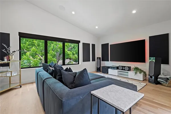 $1,475,000 | 4540 Mercier Street, Kansas City, MO 64111