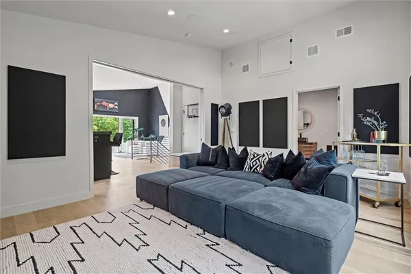 $1,475,000 | 4540 Mercier Street, Kansas City, MO 64111