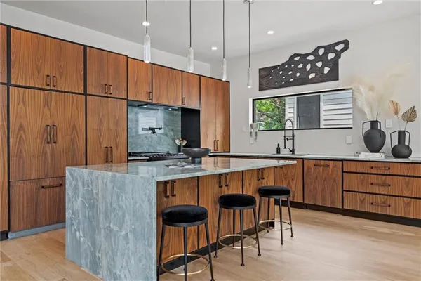 $1,475,000 | 4540 Mercier Street, Kansas City, MO 64111