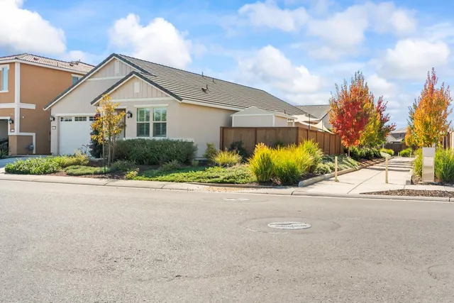 $545,000 | 12838 Knightsbrook Avenue, Rancho Cordova, CA 95742