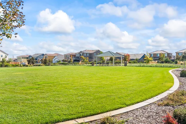 $545,000 | 12838 Knightsbrook Avenue, Rancho Cordova, CA 95742