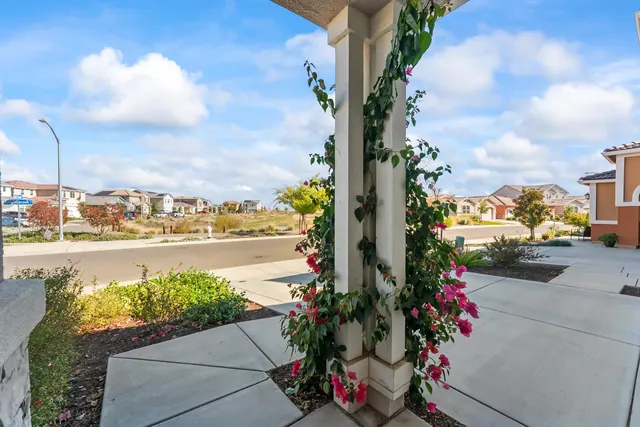 $545,000 | 12838 Knightsbrook Avenue, Rancho Cordova, CA 95742