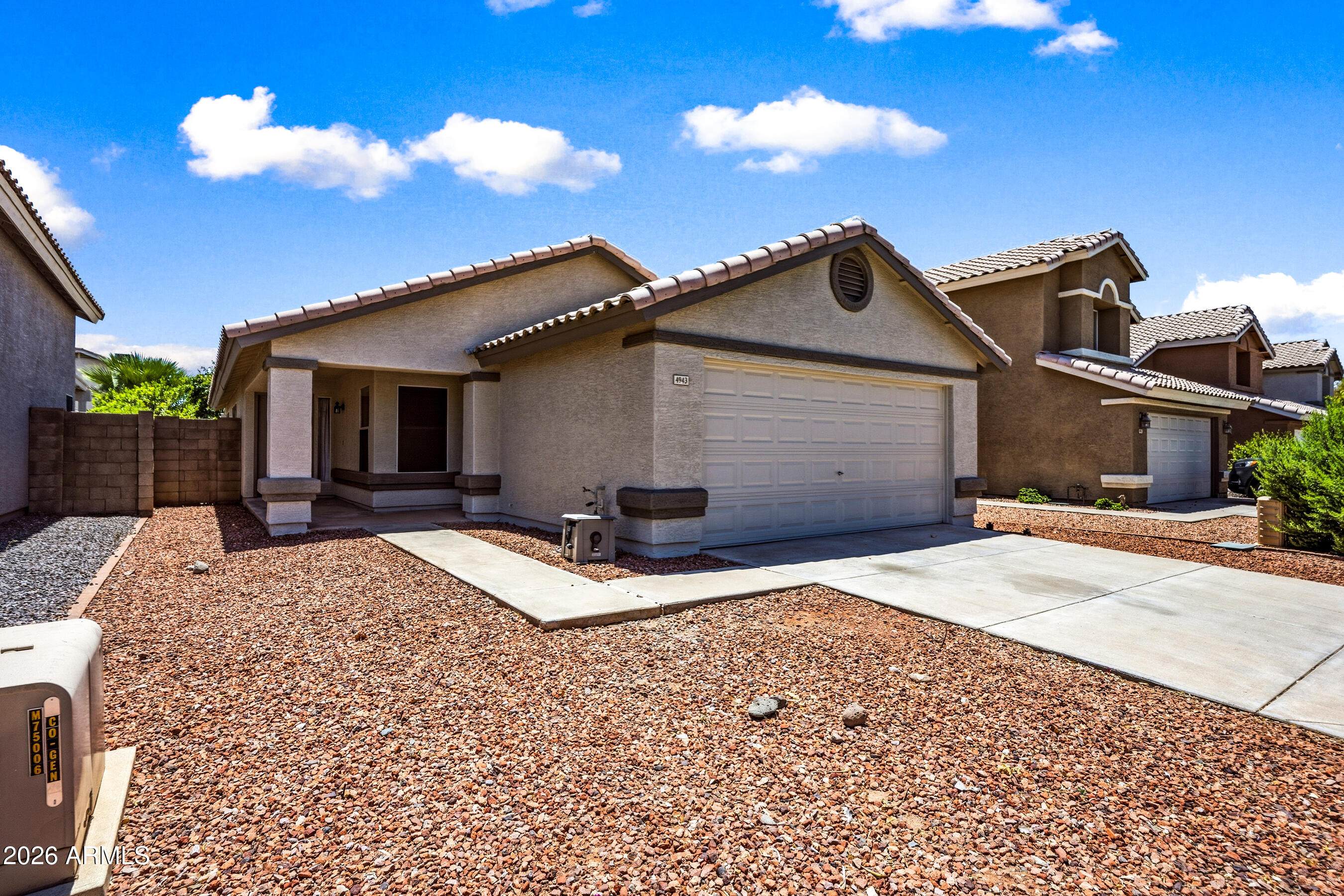 4943 West Tonto Road Glendale, AZ 85308 - Photo 1 of 21 1-4943WTR-ocupix-