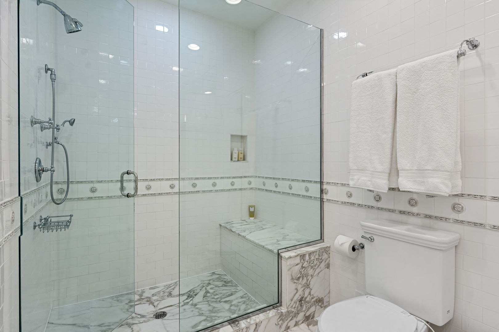 Undisclosed Address Chicago, IL 60614 - Photo 14 of 32