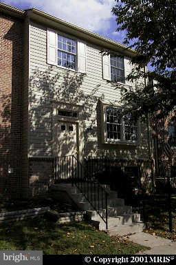 7577 Aspenpark Road Lorton, VA 22079 - Photo 1 of 9 Exterior (Main)
