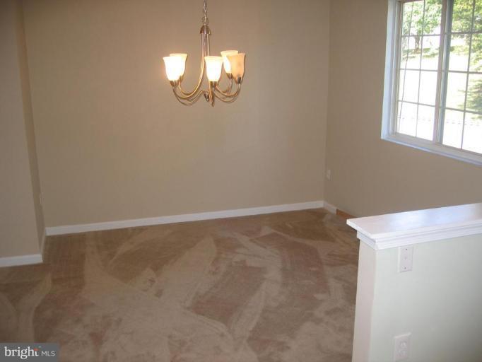 7577 Aspenpark Road Lorton, VA 22079 - Photo 5 of 9 Dining Room