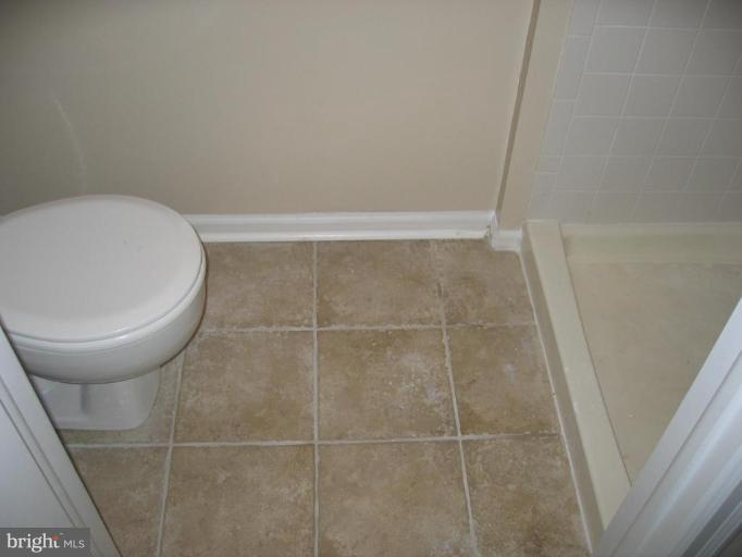7577 Aspenpark Road Lorton, VA 22079 - Photo 9 of 9 Master Bath