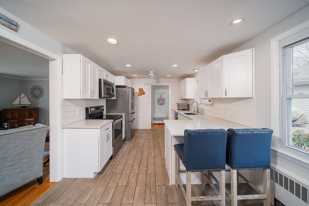 15 Nipsah Road Warwick, RI 02818 - Photo 14 of 42