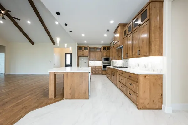 $650,000 | 9774 County Road 502, Blue Ridge, TX 75424