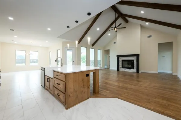 $650,000 | 9774 County Road 502, Blue Ridge, TX 75424