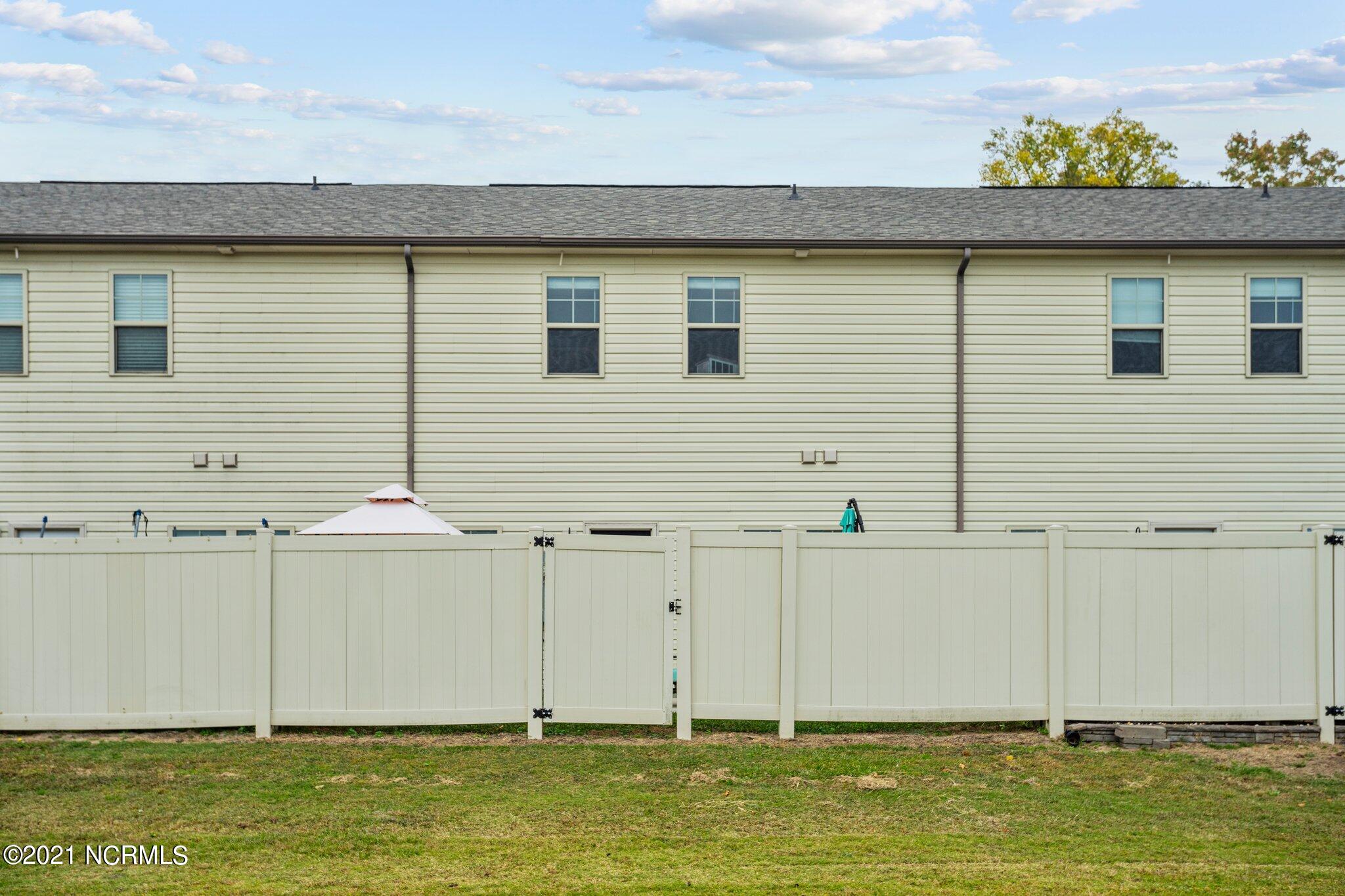 306 Winstead Loop Road Richlands, NC 28574 - Photo 21 of 48 18-web-or-mls-DSC08694