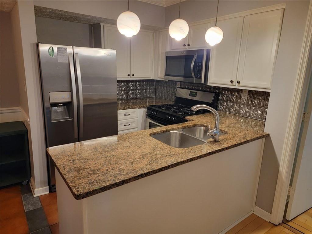 2045 Brian Way Decatur, GA 30033 - Photo 12 of 30