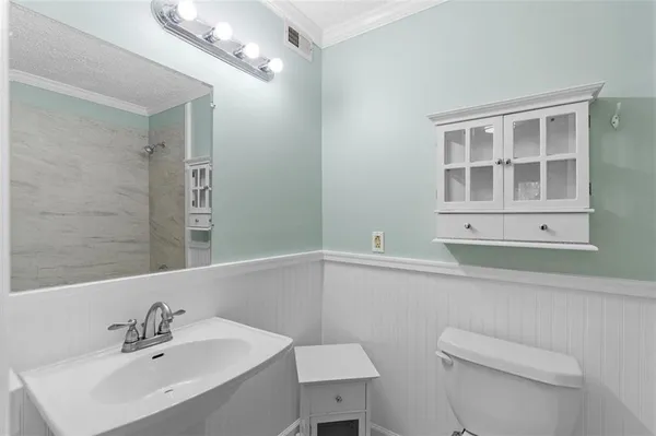 $1,625 | 2045 Brian Way, Decatur, GA 30033