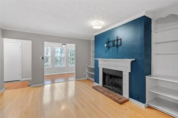 $1,625 | 2045 Brian Way, Decatur, GA 30033