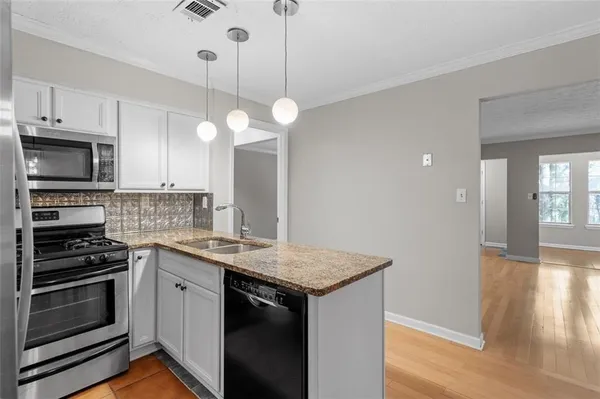 $1,625 | 2045 Brian Way, Decatur, GA 30033