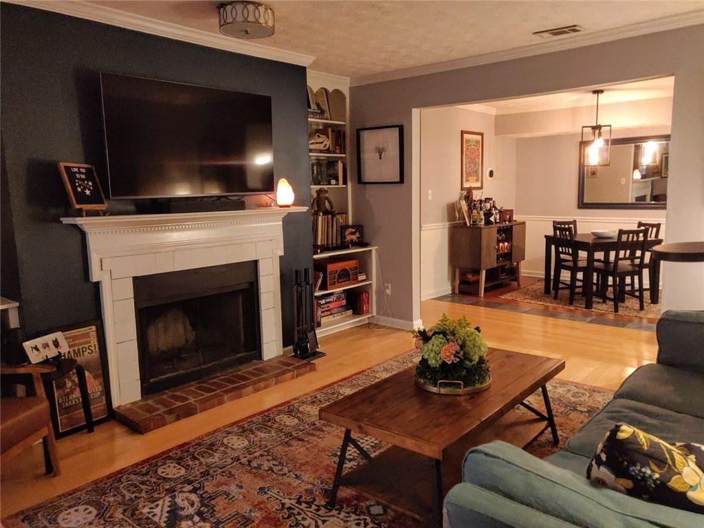 2045 Brian Way Decatur, GA 30033 - Photo 6 of 30