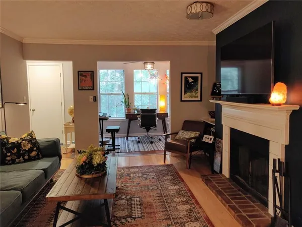 $1,650 | 2045 Brian Way, Decatur, GA 30033