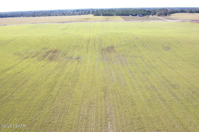 $299,000 | 72 Nw Place, Bell, FL 32619