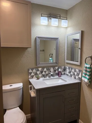 $1,600 | 4711 Yucca Hill Drive, Austin, TX 78744