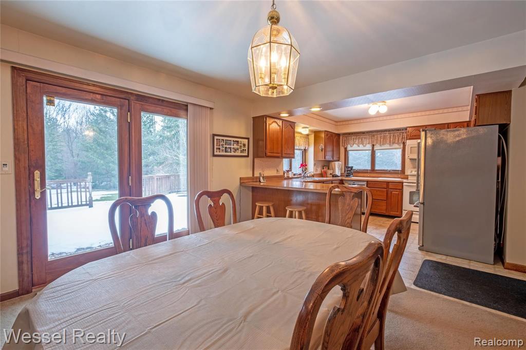 52470 Hayes Road Macomb, MI 48042 - Photo 18 of 25