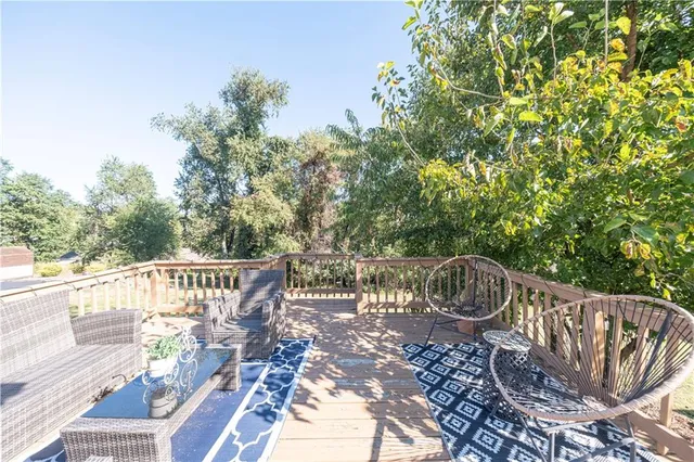 $280,000 | 721 Linwood Drive, Pittsburgh, PA 15215