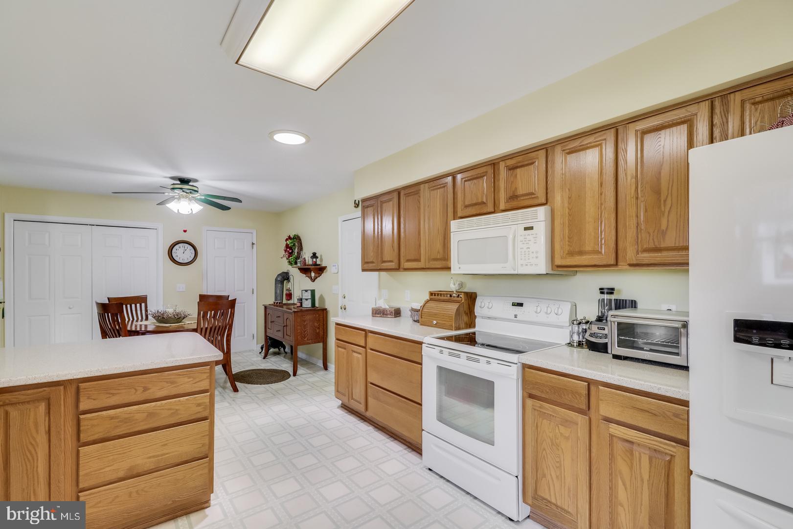 165 Wiggins Mill Road Townsend, DE 19734 - Photo 11 of 27 Kitchen thru to Breakfast Area