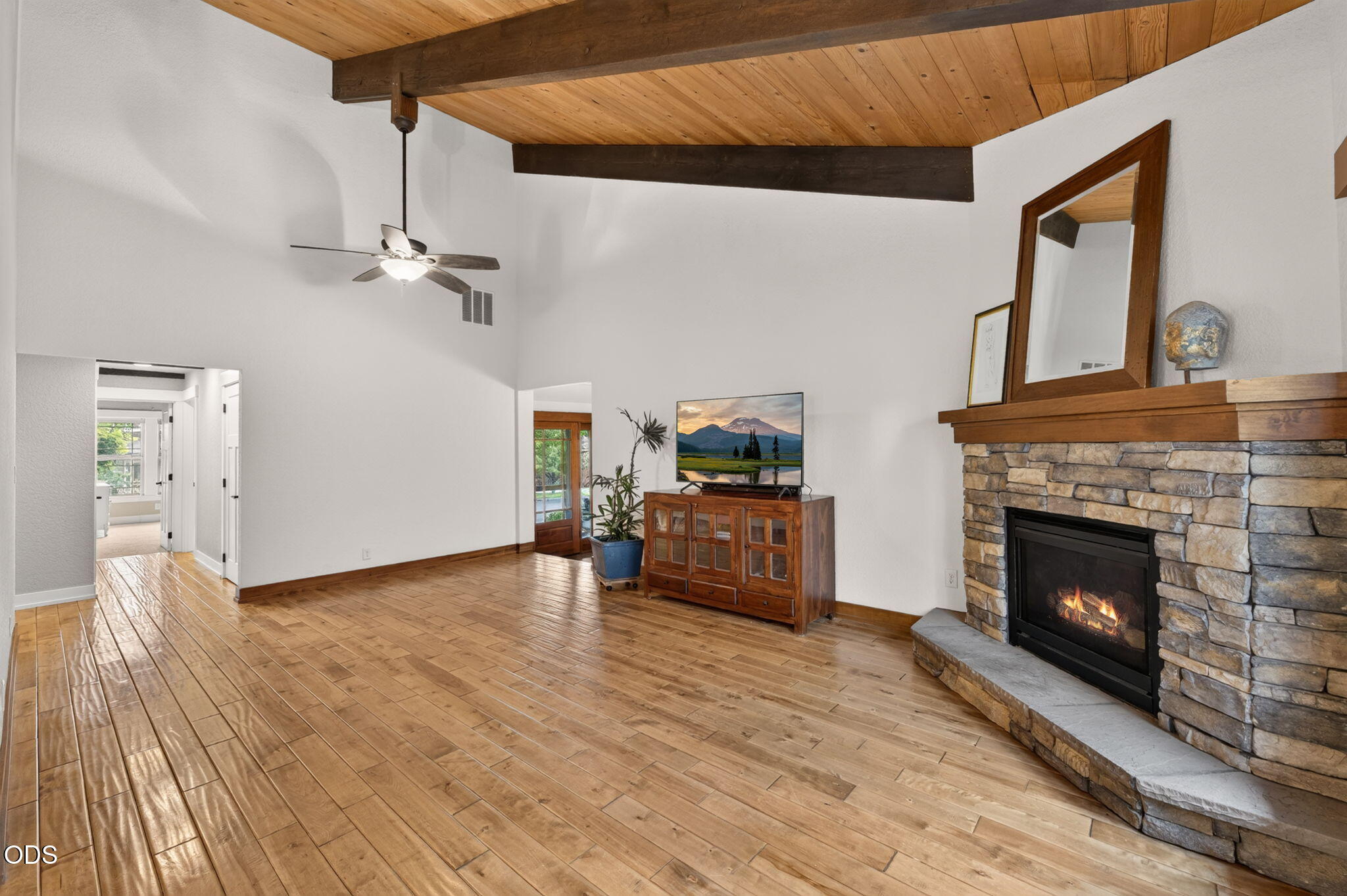 62968 Fresca Street Bend, OR 97703 - Photo 6 of 45
