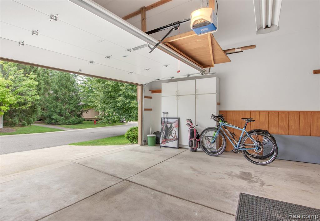 21745 River Ridge Trail, Unit 129 Farmington Hills, MI 48335 - Photo 33 of 34