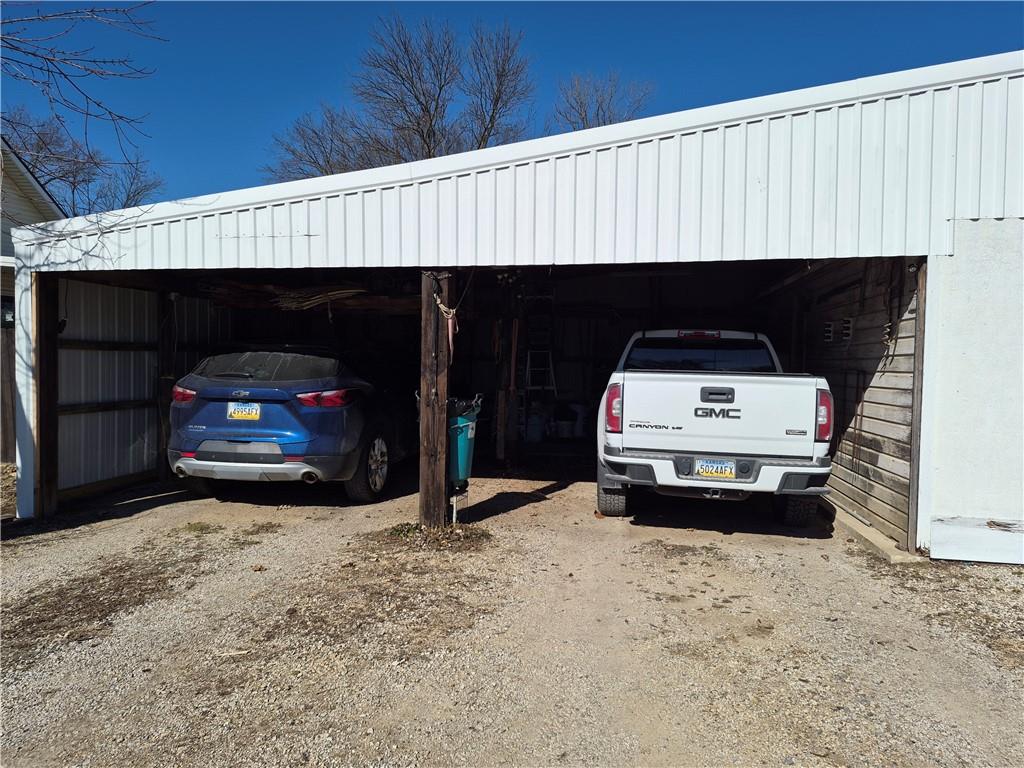 343 South Chestnut Street Howard, KS 67349 - Photo 8 of 58