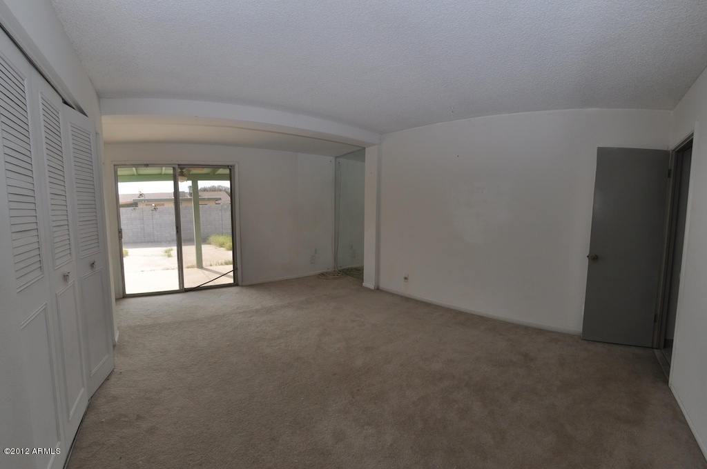 2229 West Charter Oak Road Phoenix, AZ 85029 - Photo 11 of 15 Master