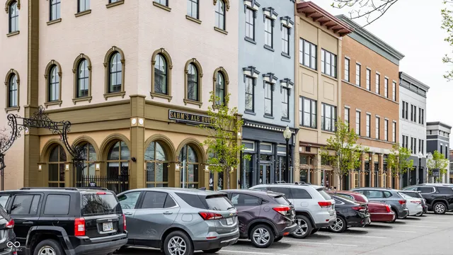 $3,200 | 12779 Tradd Street, Carmel, IN 46032