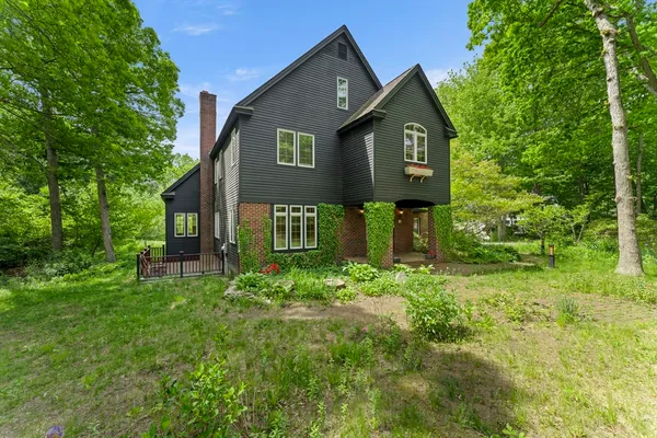 $1,299,900 | 28 Vincent Road, Mendon, MA 01756