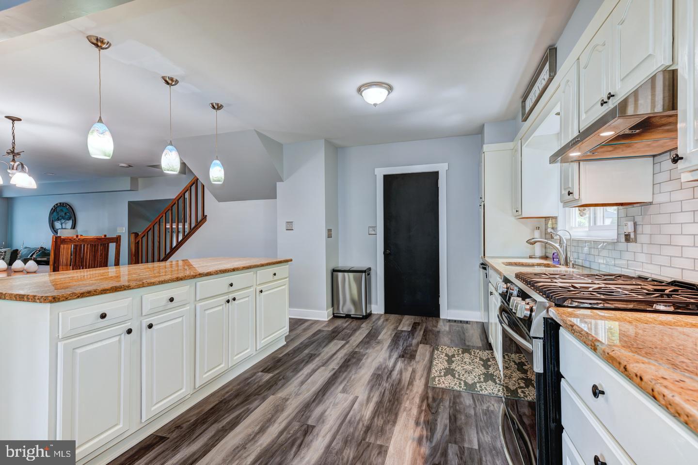 173 Windmill Road Willow Grove, PA 19090 - Photo 13 of 42 Gallery Image 13