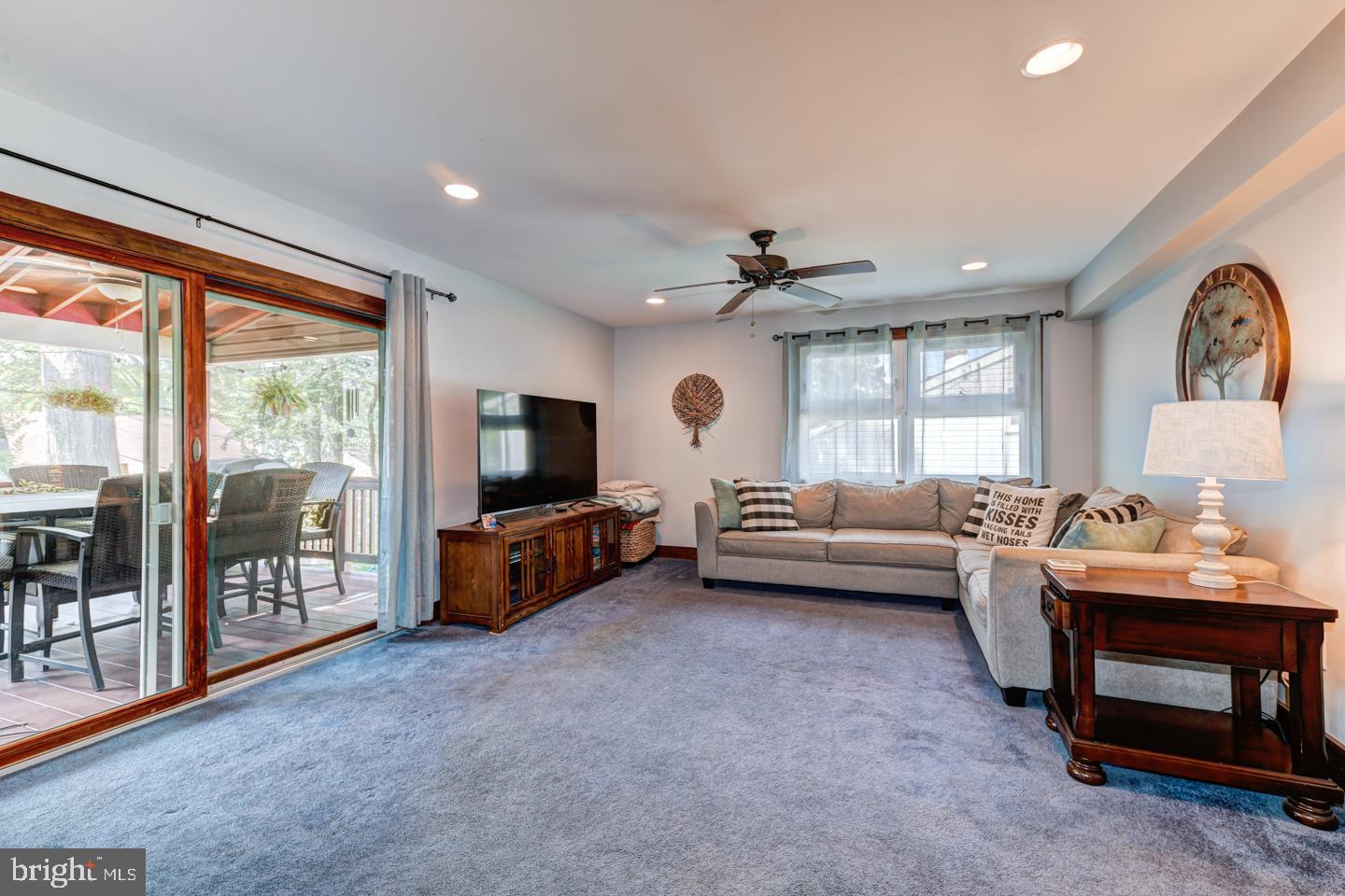 173 Windmill Road Willow Grove, PA 19090 - Photo 6 of 42 Gallery Image 6
