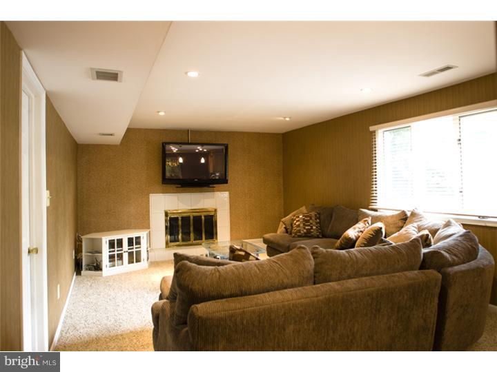 58 Rotterdam Road West Southampton, PA 18966 - Photo 7 of 12 Gallery Image 7