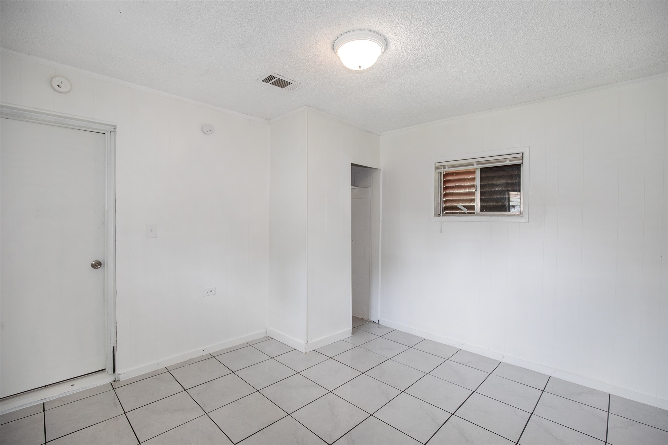 2020 B Rosalee Street La Marque, TX 77568 - Photo 20 of 22 Secondary bedroom