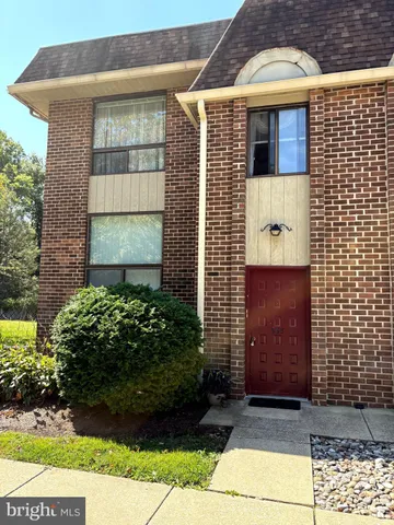 $218,000 | 368 B Saybrook Lane, Wallingford, PA 19086