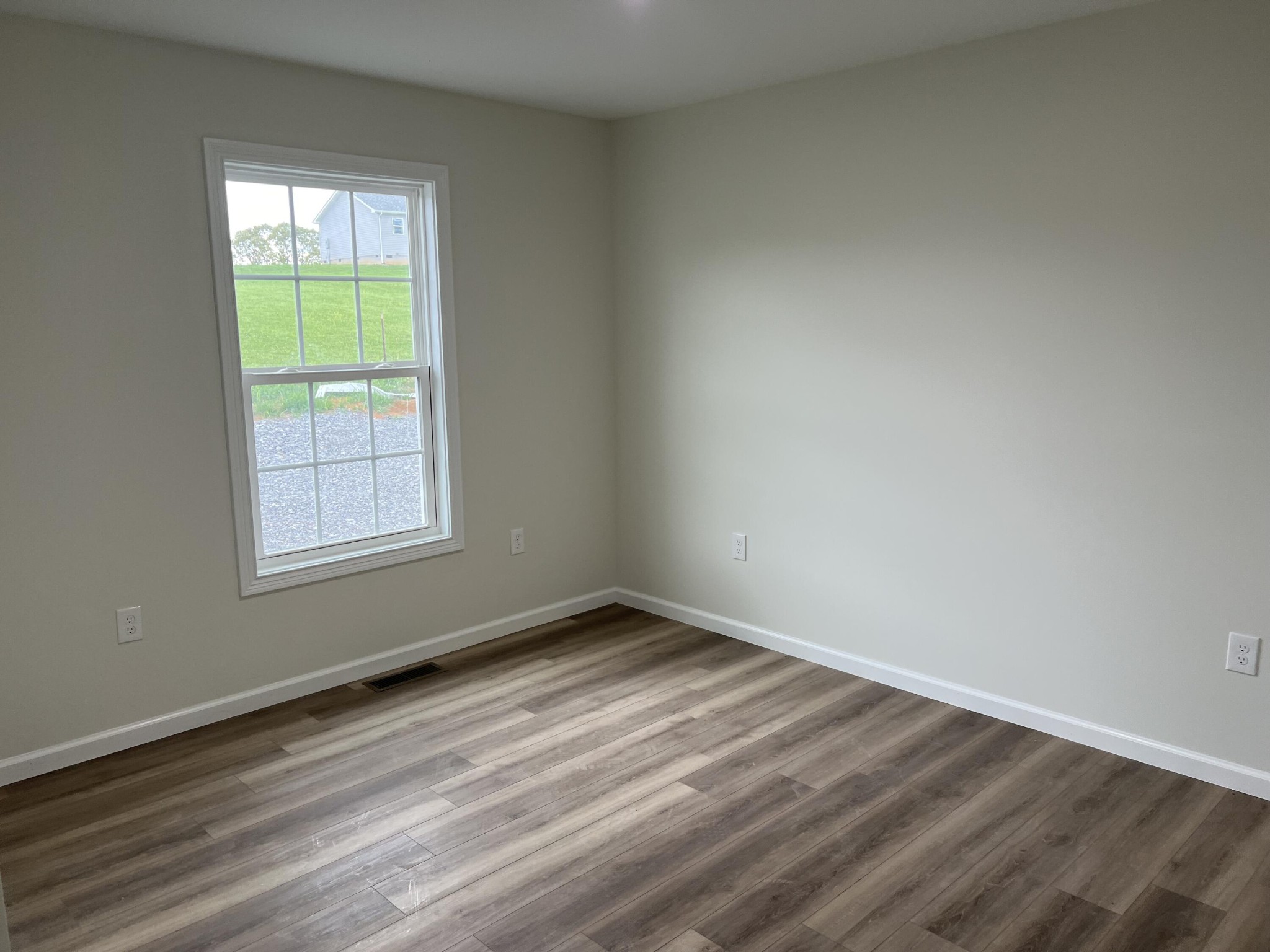 1907 O'Neil Road Newport, TN 37821 - Photo 21 of 23 Gallery Image 21