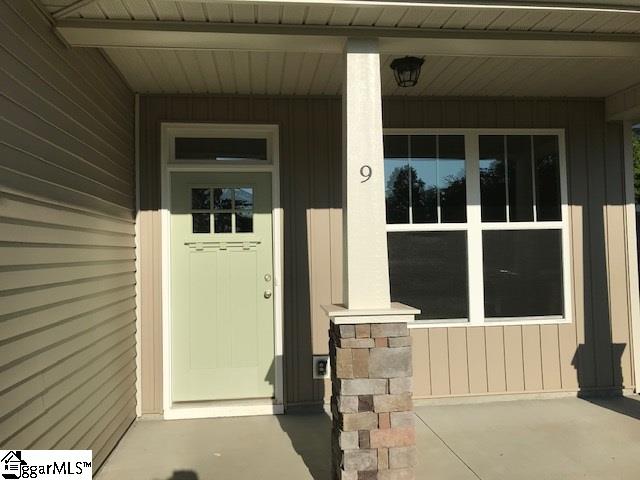 9 Mendham Lane Greer, SC 29650 - Photo 2 of 8 Gallery Image 2