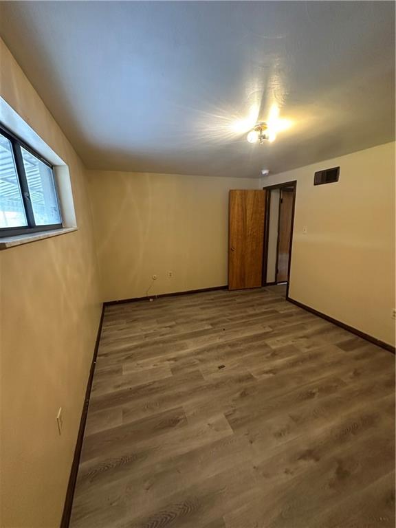935 Russellwood Avenue McKees Rocks, PA 15136 - Photo 28 of 44