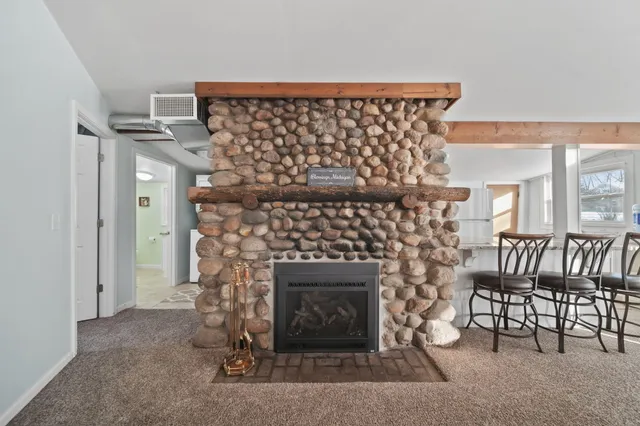 $727,000 | 208 Glasgow Road, Jackson, MI 49201