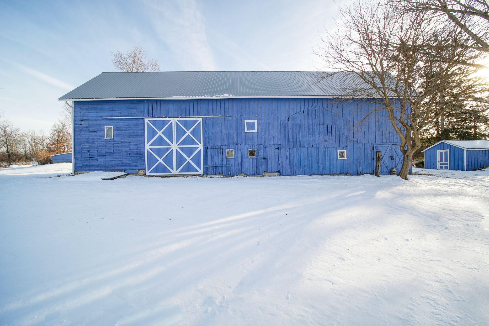 208 Glasgow Road Jackson, MI 49201 - Photo 66 of 94 New barn rail door