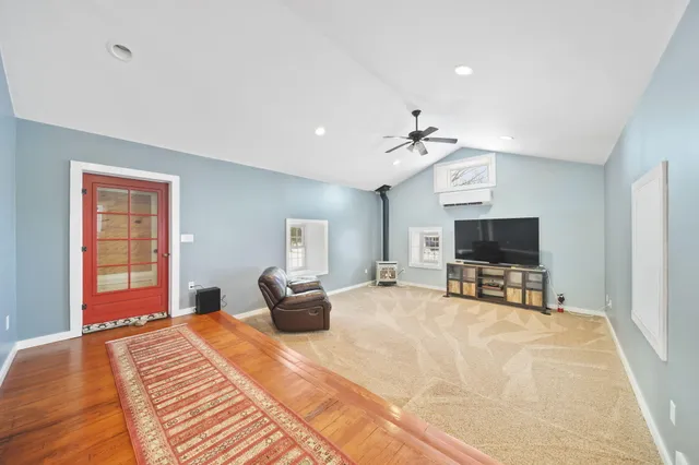 $727,000 | 208 Glasgow Road, Jackson, MI 49201