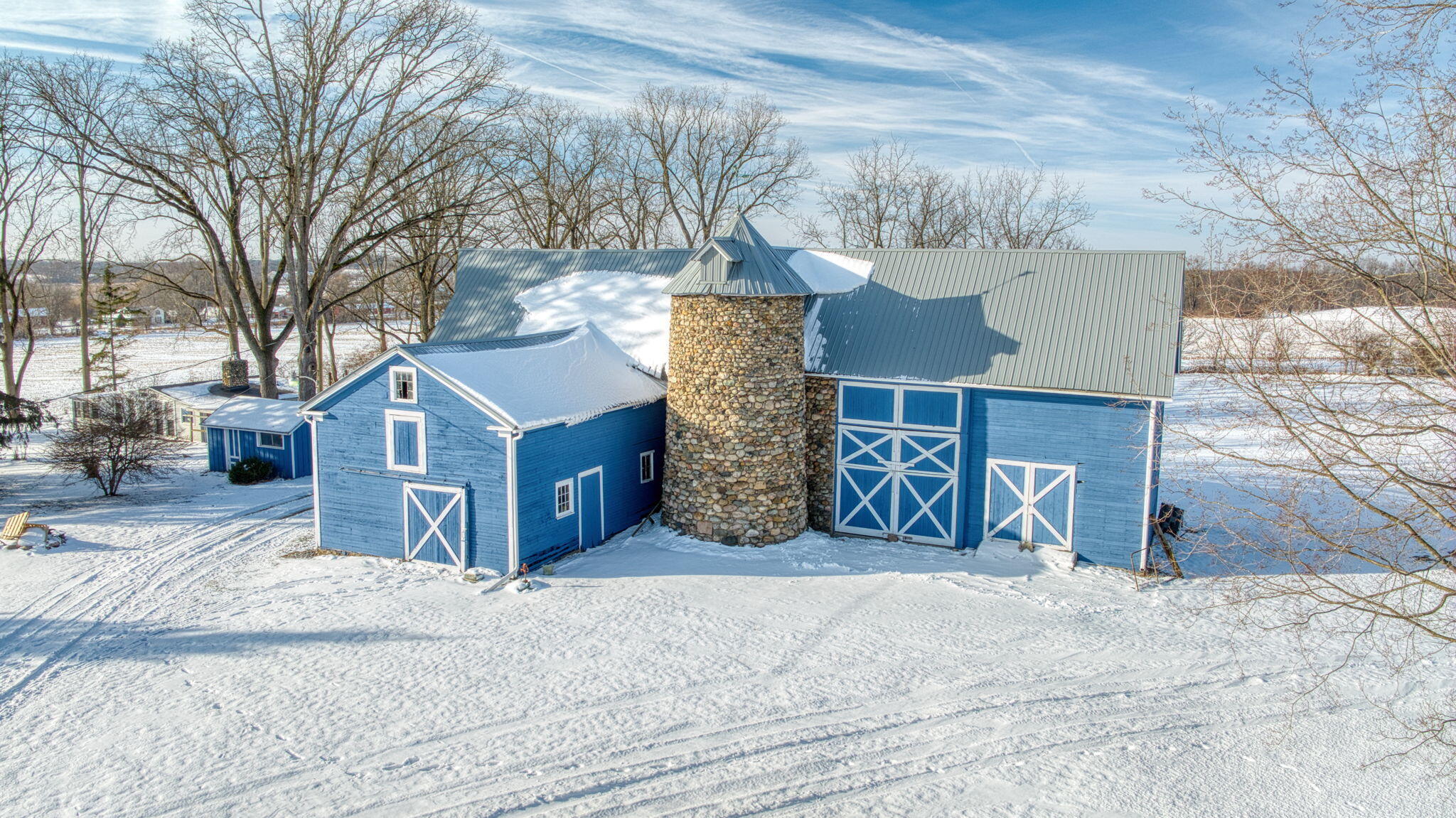 208 Glasgow Road Jackson, MI 49201 - Photo 83 of 94 Iconic barn snd stone silo