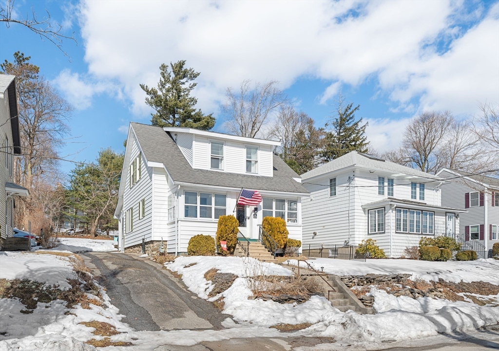 28 Barnard Road Worcester, MA 01605 - Photo 28 of 29 a front view of a house with a yard