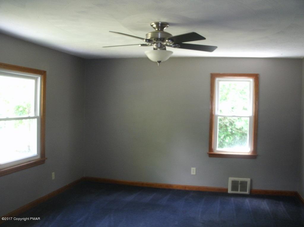 174 East County Road Sugarloaf, PA 18249 - Photo 6 of 13 bedroom 1