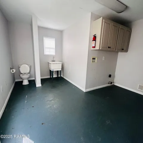 $94,500 | 409 West Bernard Street, Rayne, LA 70578