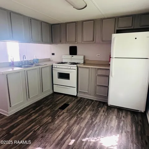 $94,500 | 409 West Bernard Street, Rayne, LA 70578