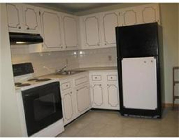 24 Ridgewood Lane, Unit 24 Gardner, MA 01440 - Photo 2 of 5 Gallery Image 2